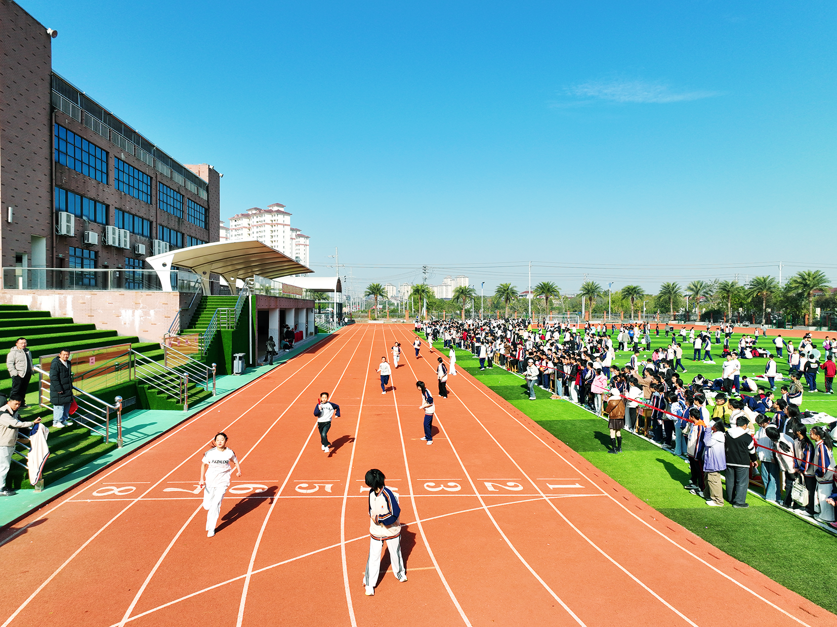 青春飞扬展风采，拼搏奋进向未来——丰城春波学校第三十一届田径运动会圆满落幕